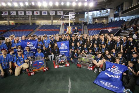 HB FIRST Robotics team celebrates district win