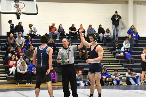 After retiring from gymnastics his freshman year, Scott Anneser ‘19 made the transition to wrestling. Just two years after picking up the sport, he is now one of the top wrestlers in the state. “It’s a long and tough season, but it’s all worth it to get your hand raised at the end of a match,” said Anneser. 