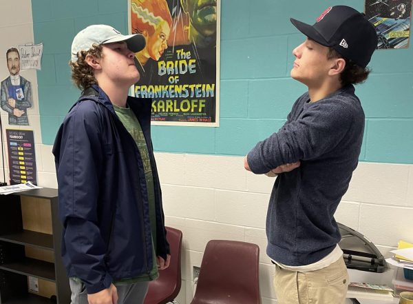 Andrew Eckman ‘24 (right) and Jack Andrews ‘24 (left) battle it out in hopes of settling the debate on who is better, Ye or The Weeknd. The two HB students have been having this debate for years, with no end in sight. “The Weeknd just sounds better than Kanye,” said Eckman. 