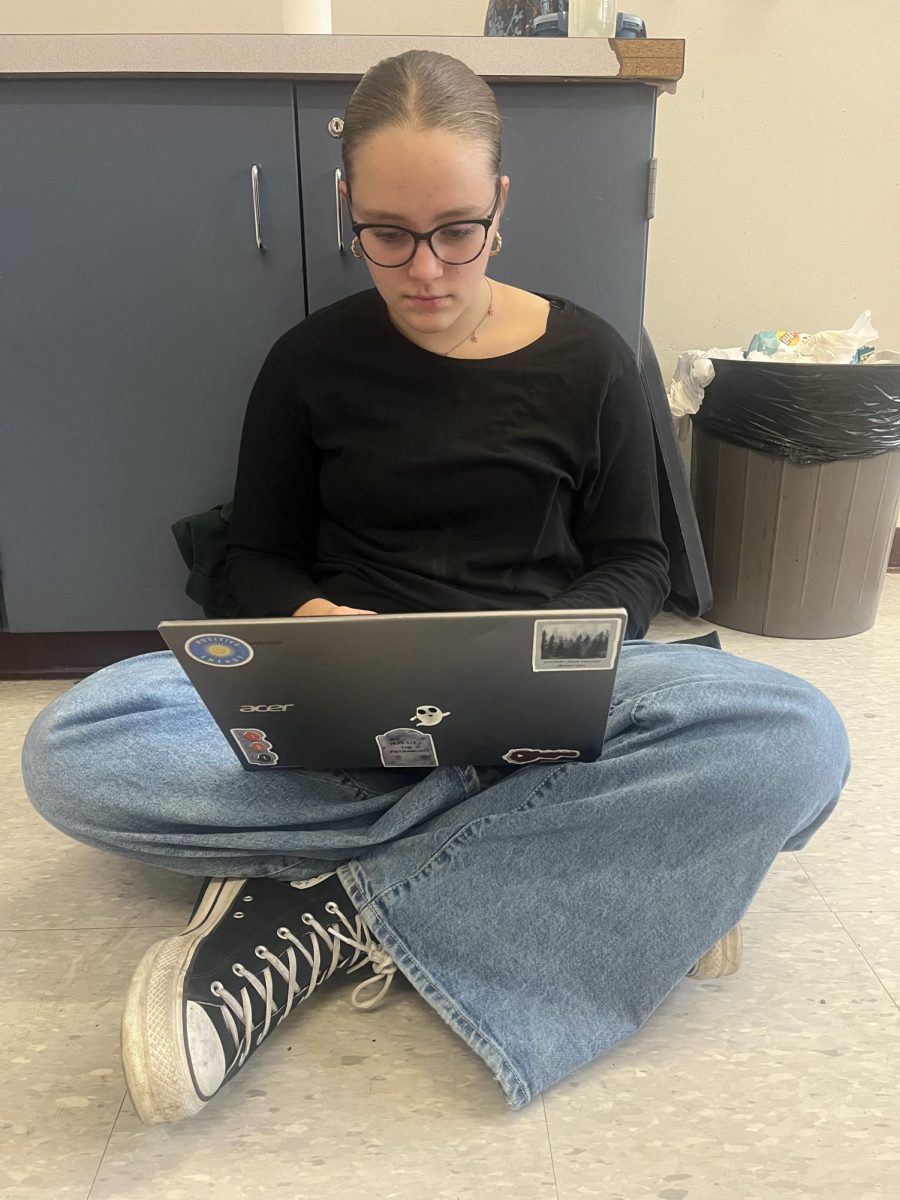 Anya Zoltko watches the most recent episode of Dancing With the Stars on her laptop. She is a fan of the show and is keeping up with the new season. “People make fools of themselves, and everybody likes to see that, ”said Zoltko.