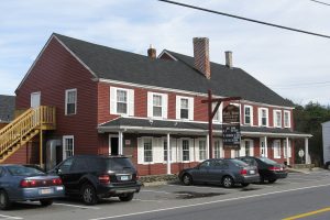 The Bull Run restaurant, located in Shirley, MA. (Image courtesy of John Phelan, CC BY-SA 3.0, via Wikimedia Commons)