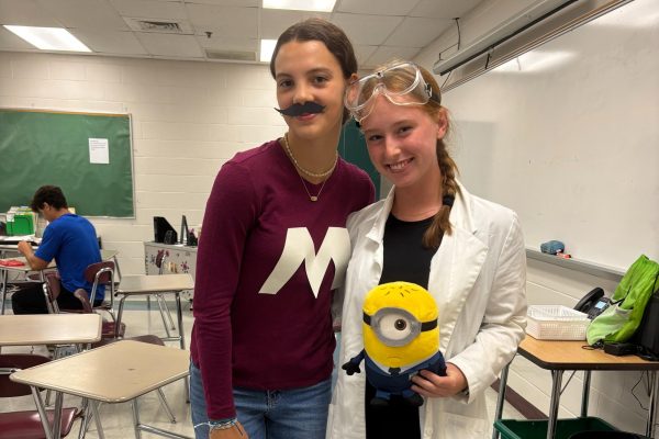 Caroline Crawford (‘26) and Jenna O’Connor 
(‘26) rhyming without reason this spirit week!
Crawford being Mario, and O’Connor being
Dr. Nefario. The perfect duo to really spice up
 this spirit week!